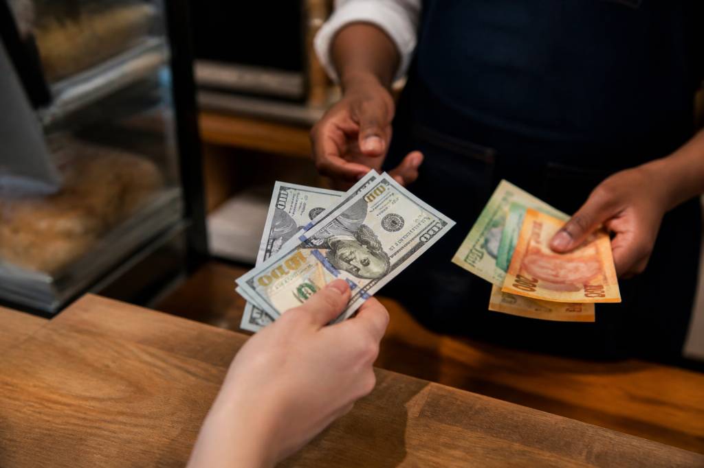 Kann man in Südafrika mit Dollar bezahlen?