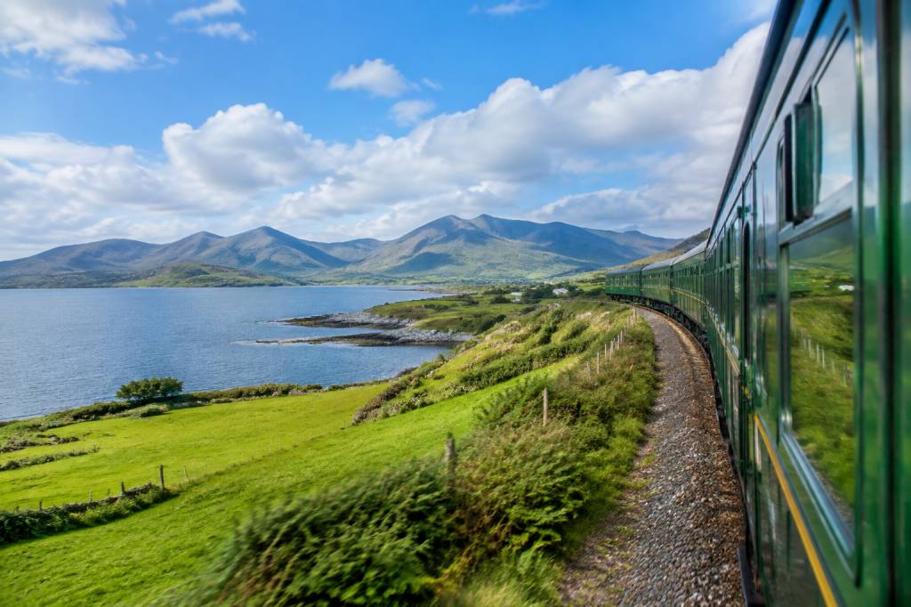 Irland mit dem Zug: Erfahrungen, Routen und praktische Reisetipps